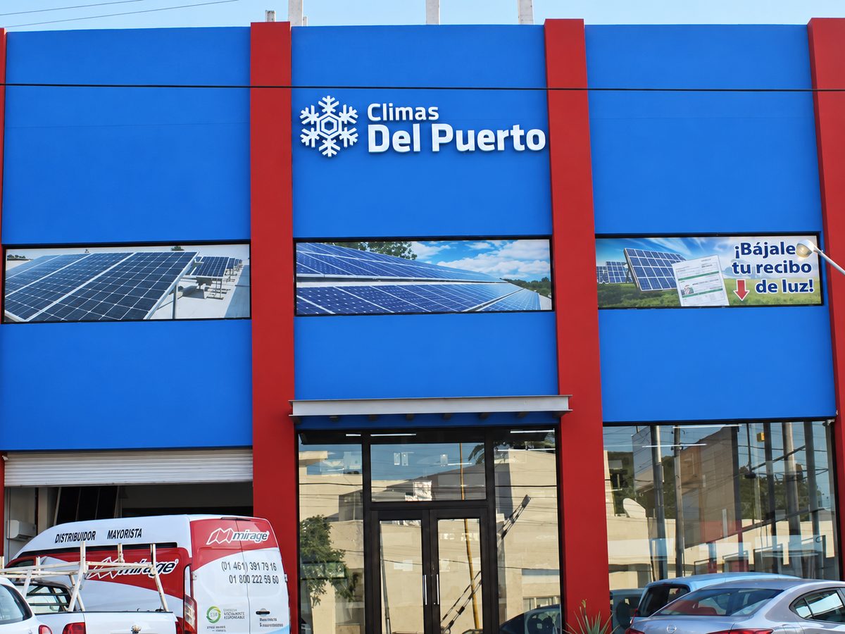 Fachada de la matriz de Climas del Puerto en Tampico